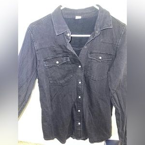 Black button up Long sleeve shirt size Medium